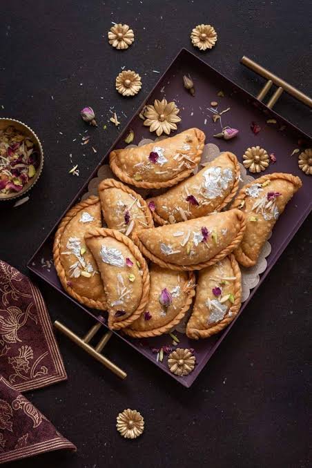 Gujiya: