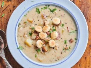 Resep Clam Chowder Khas Amerika Yang Sangat Gurih: 